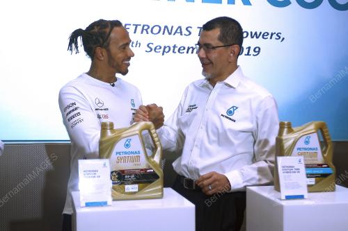 KL34_24092019_LEWIS_BN201909201794