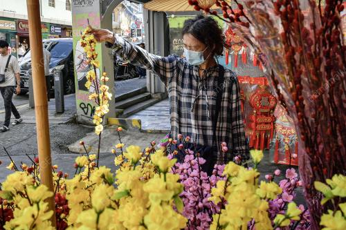 TINJAUAN PERSIAPAN TAHUN BARU CINA