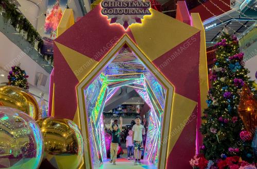 TINJAUAN HARI NATAL