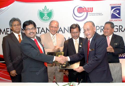 KL34_26042012_MOU_RISDA_DAN_KESEDAR