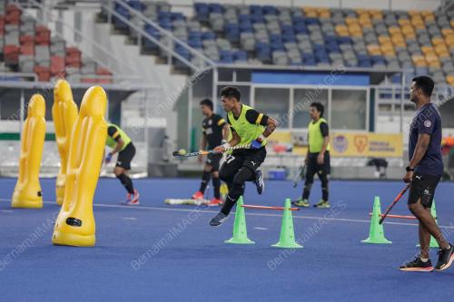 SESI LATIHAN PASUKAN HOKI KEBANGSAAN
