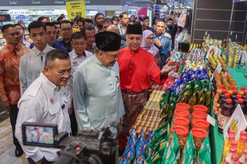 DATUK SERI ANWAR IBRAHIM