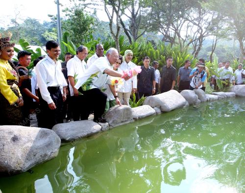 DATUK SERI MOHD NAJIB TUN ABDUL RAZAK