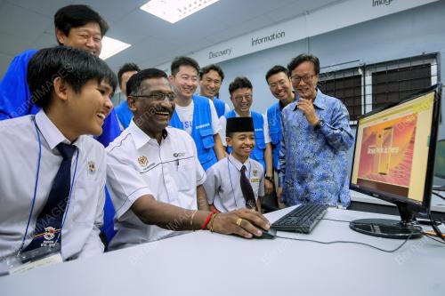 KL34_28072017_SAMSUNG_BN201707271075