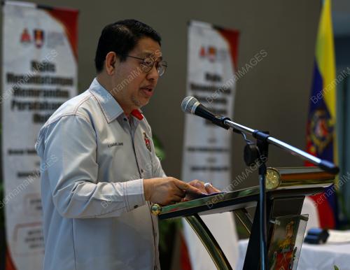 DATUK KAMARULZAMAN MD SALEH