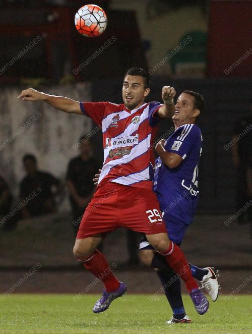 KL34_29022016_BOLA