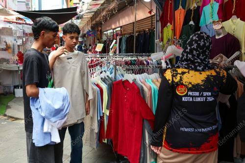 TINJAUAN PERSIAPAN HARI RAYA