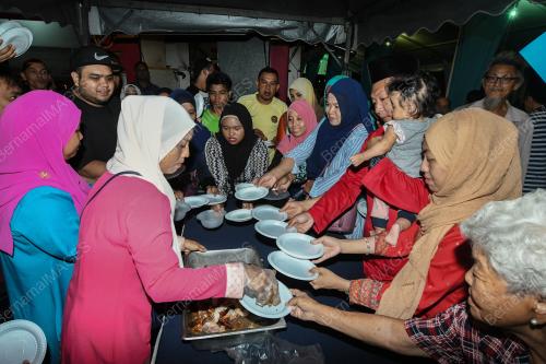 KL34_29062018_PENGUNJUNG_BN201806271603