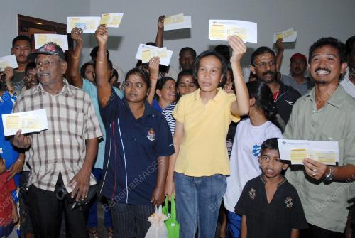 BANTUAN KEPADA MANGSA TANAH JERLUS