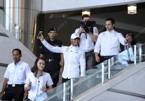 KL34_29112017_LEWIS_HAMILTON_BN201711272666