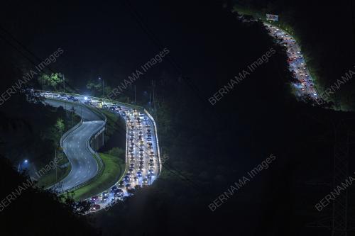 ALIRAN TRAFIK KE PANTAI TIMUR