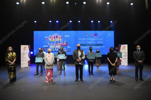 TAN SRI ANNUAR MUSA