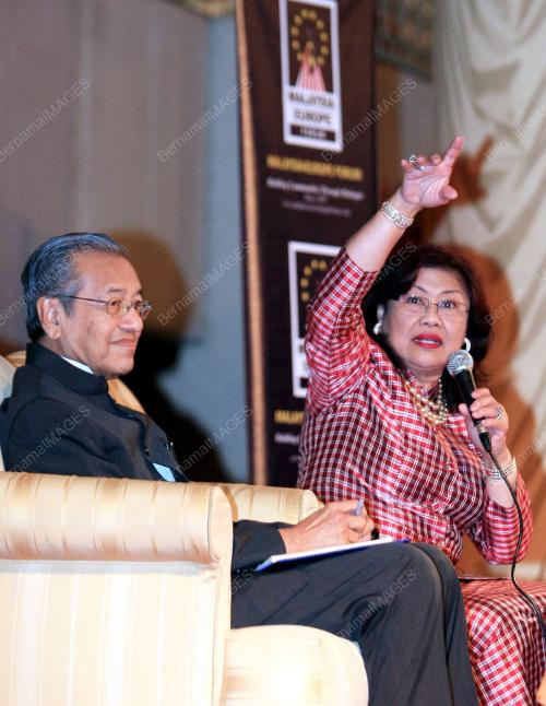 TUN MAHATHIR MOHAMAD