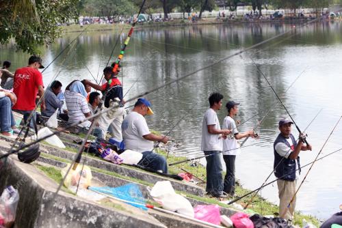 PEMBUKA TIRAI JORAN 2009