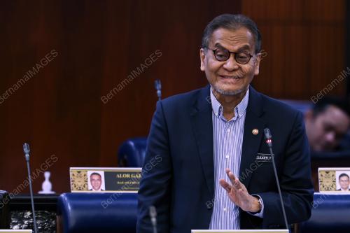 DATUK SERI DR DZULKEFLY AHMAD