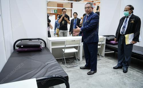 DATUK SERI DR. ADHAM BABA