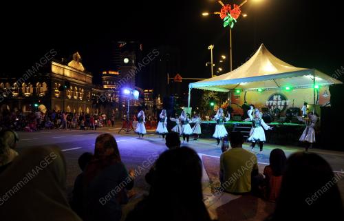 KL35_04022017_STREET