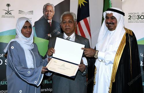 KL35_04042018_ARAB_BN201804034070