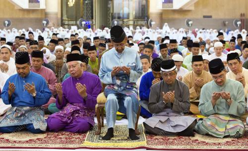 KL35_05062014_AGONG_DOA