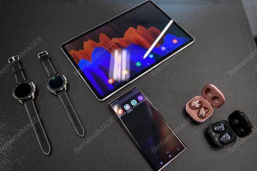SAMSUNG GALAXY NOTE 20 DAN NOTE 20 ULTRA