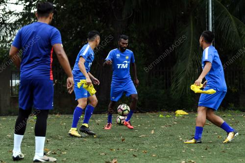 KL35_05122017_BOLA_BN201712043344