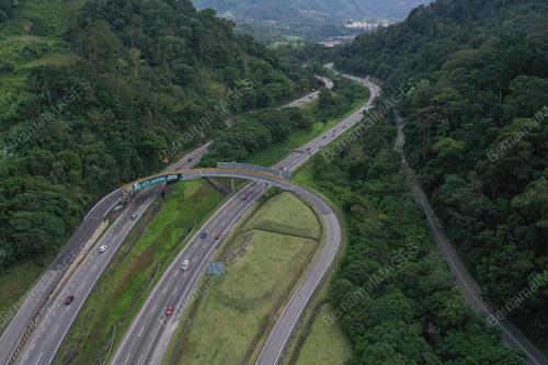 ALIRAN TRAFIK KE PUSAT BANDARAYA