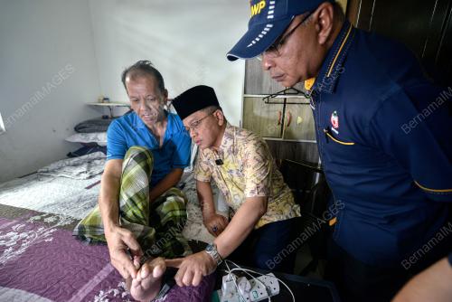 DATUK DR MOHD NA'IM MOKHTAR