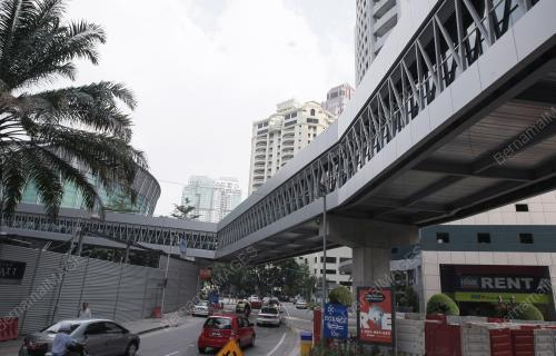 KL35_07022011_LALUAN