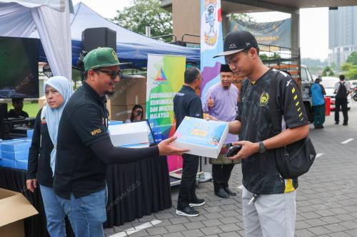 KL35_07032026_FAHMI_INTERNET