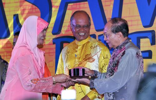 KL35_07052012_RAIS