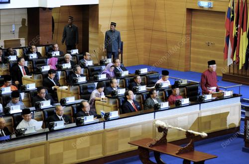 ANGGOTA PARLIMEN