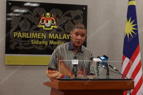SENATOR TAN SRI MOHAMAD FATMI CHE SALLEH