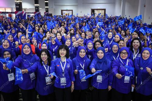 DATUK SERI DR NORAINI AHMAD