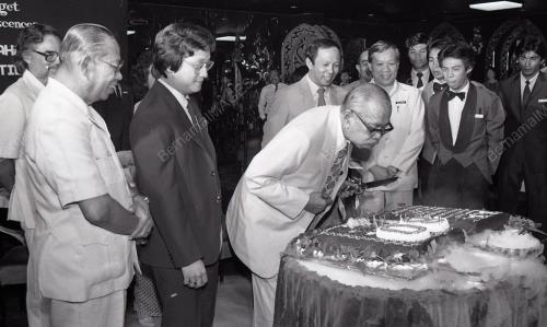 TUNKU ABDUL RAHMAN