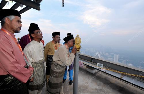 KL35_08072013_ANAK_BULAN