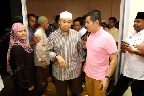 KL35_08082014_ZAHID