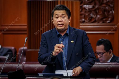 DATUK LUKANISMAN AWANG SAUNI