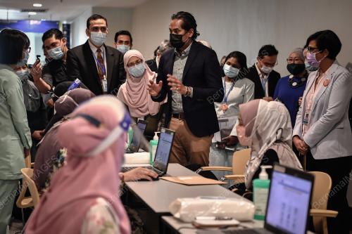KHAIRY JAMALUDDIN ABU BAKAR