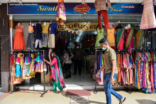 PERSIAPAN AKHIR MENYAMBUT PERAYAAN DEEPAVALI