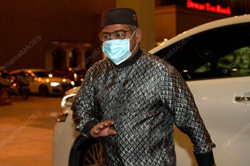 DATUK DR MOHD KHAIRUDDIN AMAN RAZALI