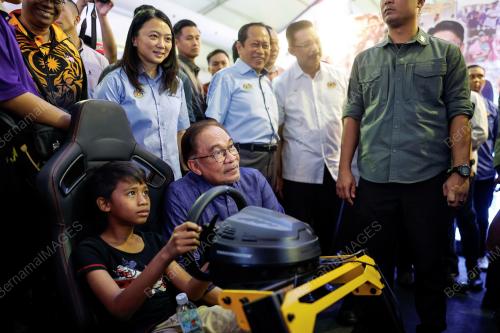 DATUK SERI ANWAR IBRAHIM