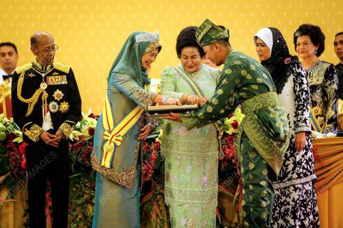 KL35_10122016_AGONG