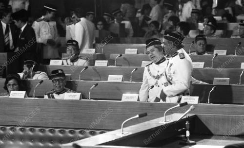 KL35_11032015_AGONG_RASMI