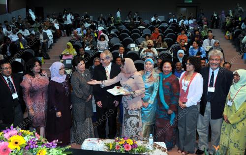 DATUK SERI SHAHRIZAT ABDUL JALIL