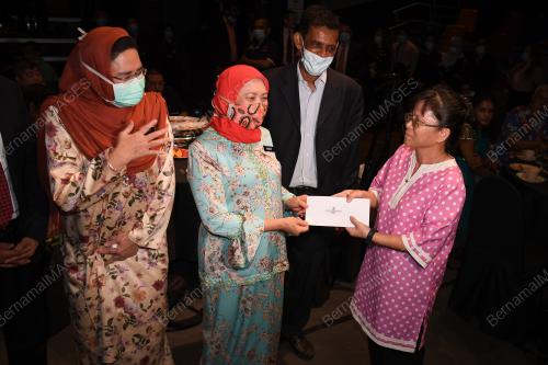 DATUK SERI NANCY SHUKRI