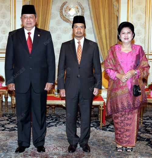 TUANKU MIZAN ZAINAL ABIDIN