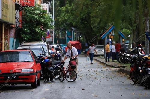 TINJAUAN TAMAN WILAYAH SELAYANG