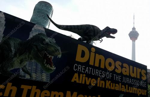 KL35_12112017_DINOSAURS