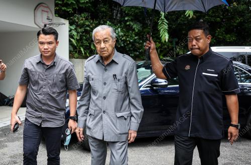 TUN DR MAHATHIR MOHAMAD