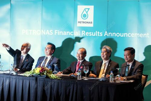 KL35_14032017_PETRONAS